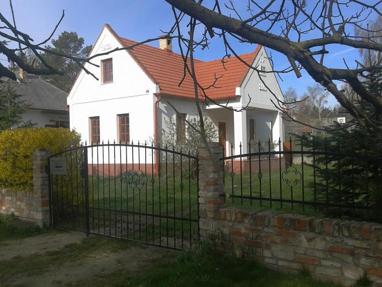 Park Vendeghaz Ξενοδοχείο Herend Εξωτερικό φωτογραφία